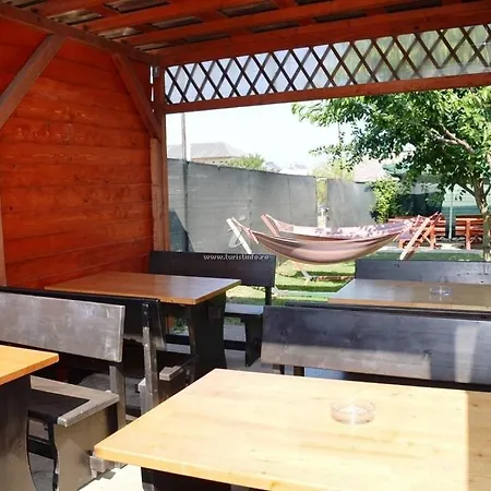 Гостевой дом Aty & Michelle 3*