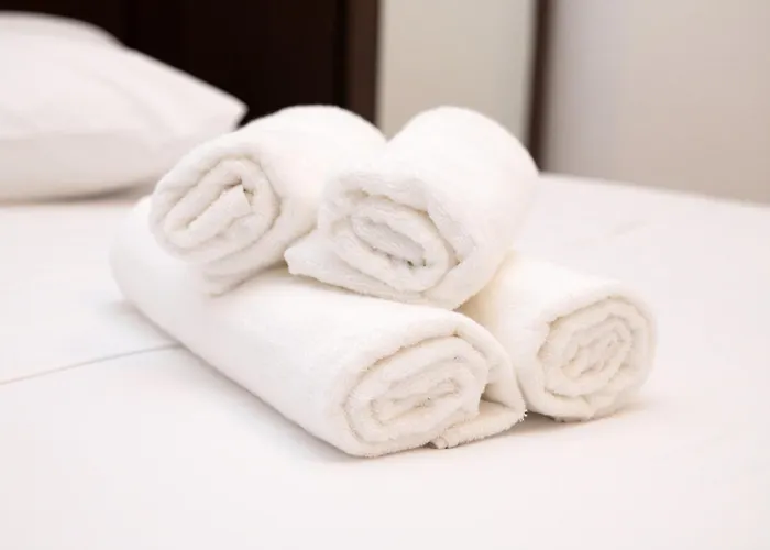 Aty & Michelle Vama Veche