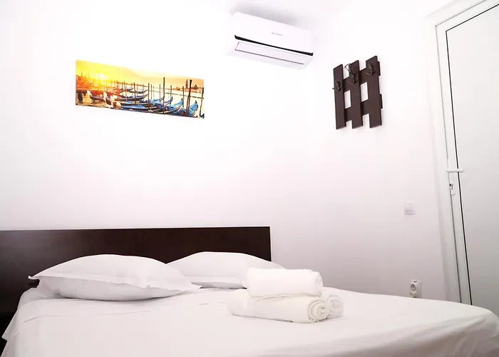 Gasthuis Aty & Michelle Vama Veche